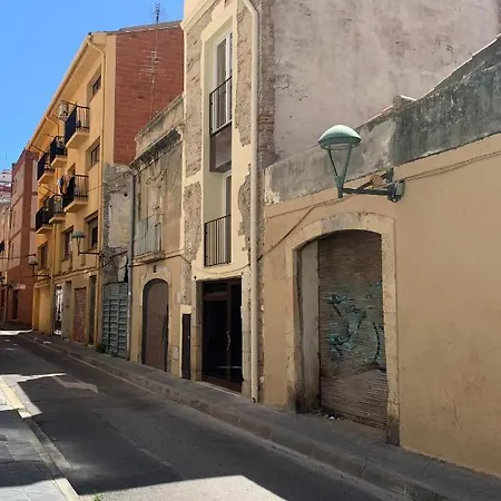 Апартаменты Bajo Interior Sin Ventana En Barri Port Maritim