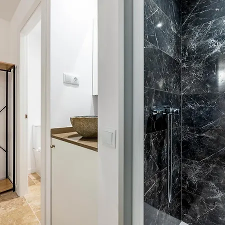 Bajo Interior Sin Ventana En Barri Port Maritim * 塔拉戈纳
